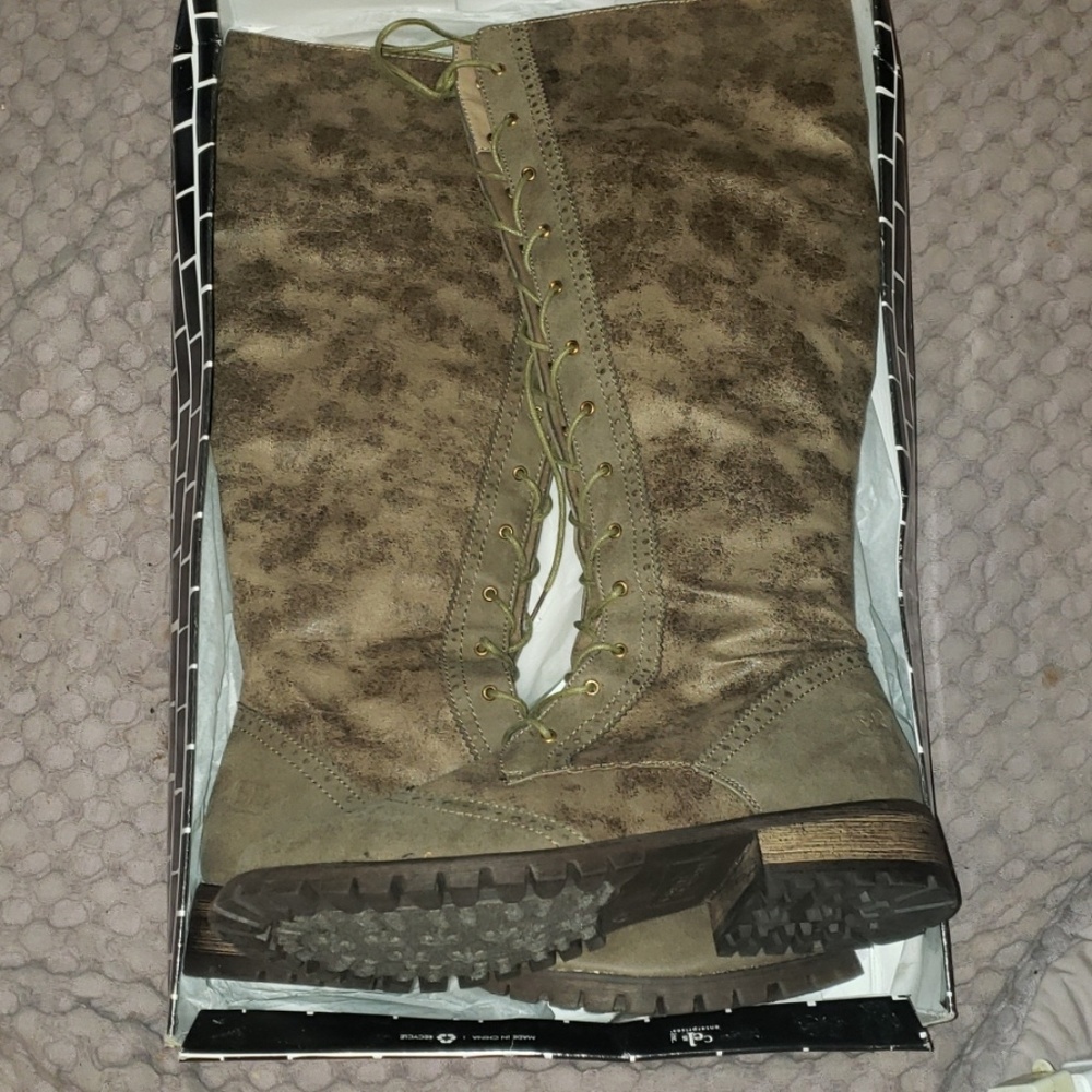 New in box lace up knee length boots